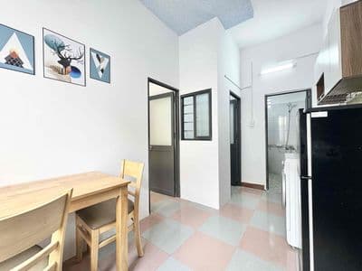 Cho thuê căn 2pn 1wc tách bếp full nội thất gần công viên làng hoa