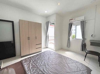 Cho thuê căn hộ 1 phòng ngủ ban công tách bếp nội thất cao cấp