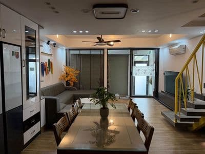 Cho thuê nhà mới 3 tầng hòa xuân – 4pn full nội thất víp