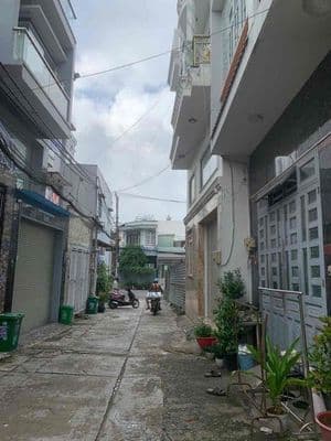 Nhà Trệt + lửng 5x16 hẻm 6m đường Mã Lò