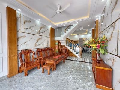 Cho thuê nhà phố nguyên căn kdc lộc phát