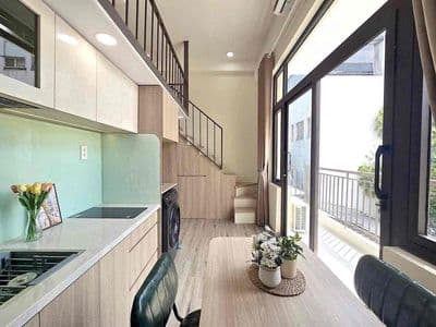 Cho thuê duplex ban công ngay toà nhà viettel