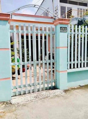 Bán đất 93,5m2 có sẵn nhà cấp 4 sổ hồng riêng tại xã nhà bè