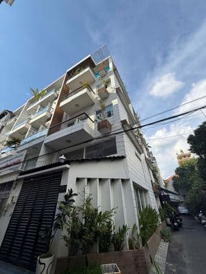 Bán Nhà Hẻm Xe Hơi - Căn Góc KLG - Trệt Lửng 3 Lầu - Ngay Quang Trung