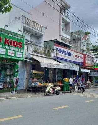 Nhà 3 tầng DT: 5 x 25m Mặt tiền Huỳnh Thị Hai, Quận 12