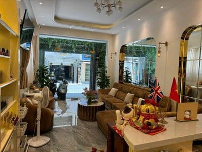 Cho thuê mặt bằng mặt tiền đường đinh công tráng