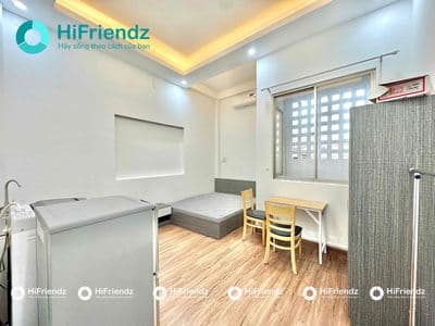 Chdv gần vòng xoay lê đại hành đh kinh tế , đh y dược