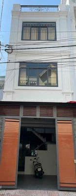Cho thuê nhà mới 3 lầu có 4 pn có sẵn 4 máy lạnh