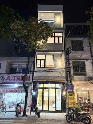 Bán nhà mt nguyễn du