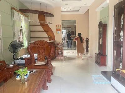 khu Tên Lửa, MT đường Số 13C, DT 10 x 22m, 3 tấm