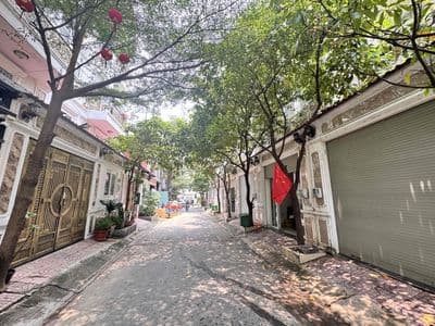 Nhà nguyên căn kdc lộc vừng ql13- sát vạn phúc city