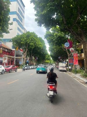 **2,38 tỷ – tập thể trần hưng đạo - studio 30m, gần nhà hát lớn