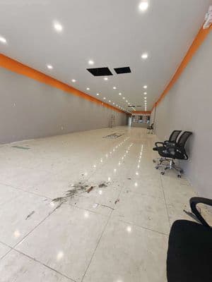 Cho thuê nguyên căn MT đường Nguyễn Thị Thập, đt 400m2