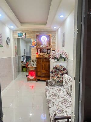 C/c âu cơ thang bộ, q.11 58m2 giá 3 tỷ.