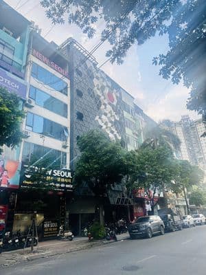 Bán nhà KBT 3.5 tầng mặt phố Nguyễn Thị Định MB:55m MT:6m.