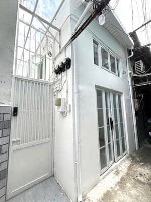 Bán Căn hộ dịch vụ 60m2, 4PN, Q7, dòng tiền 22tr/tháng