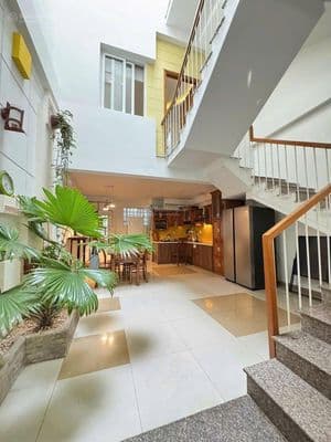 Cho thuê nhà 4 tầng đẹp MT An Nhơn, gần Dương Đình Nghệ, Sơn Trà