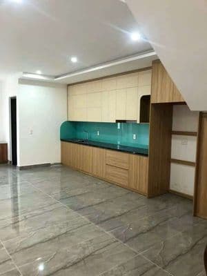 cho thuê nhà 3 tầng mặt tiền Tú Quỳ gần bến xe