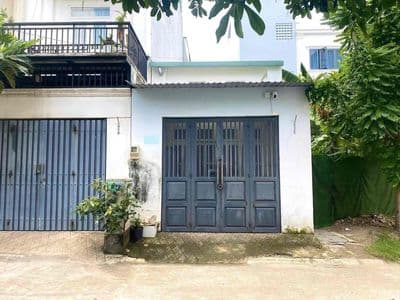 Chính Chủ Cho Thuê - Hẻm Xe Hơi - Gác - Diện Tích 50m2 - Tân Hoà Đông