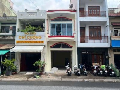 Mặt tiền kd thạch lam - 4,2x17m 1 lầu