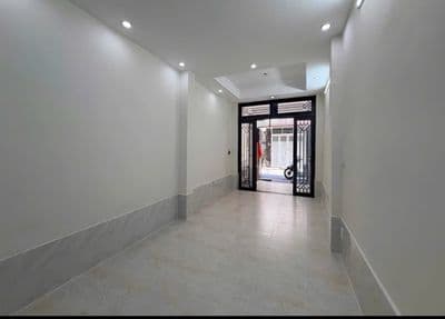 Cho thuê nhà HXH thông Lê Văn Sỹ 3,3x16m 2 lầu 4pn giá 16 TR