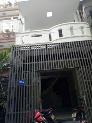 Chính chủ bán gấp nhà 1 trệt 1 lầu - sổ hồng riêng, công chứng ngay