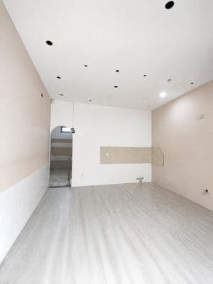 Cho thuê nhà 3 tầng mặt tiền trần cao vân –,kinh doanh sầm uất