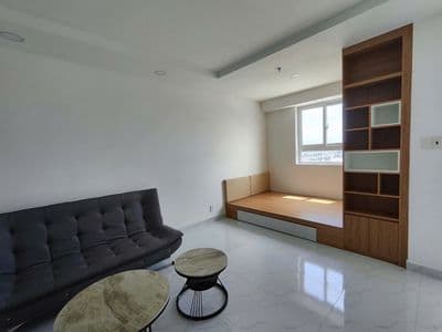 Căn hộ 39m2 ngay Vincom 550 giá 4tr/tháng nội thất cơ bản nhà mới