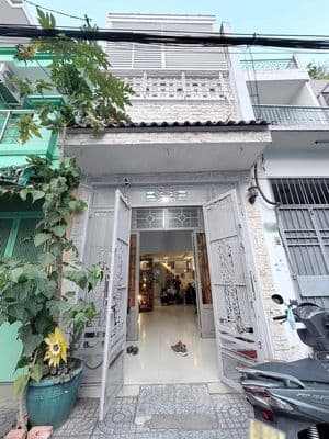 Nhà mặt tiền đường nhựa 8m Hưng Phú P9Q8 (P. Chánh Hưng) vỉa hè rộng