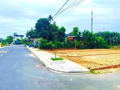 Mặt tiền đường Hòn Tàu - Nam Phước - gần Khu phố chợ