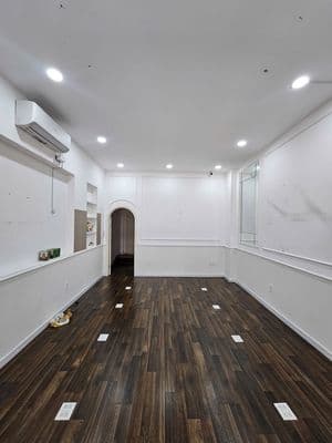 Mặt bằng văn phòng nhỏ hoặc nail/spa
