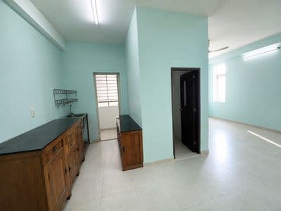 Cho thuê căn hộ 55m2, 2 PN, cc nhat lần 3, nhà trống, cọc 1