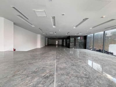 Nhà Mặt Tiền 10m 3 Tháng 2 Quận 10 ngay Hà Đô CenTroSa