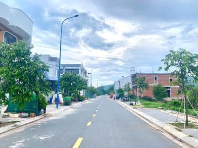 Đất mặt tiền đường Phạm Ngọc Thạch, TĐC Phước Hải, cách biển 500m