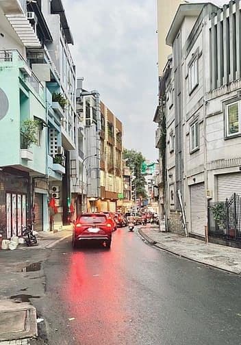 Mặt tiền Huyền Quang, Quận 1 - 64m2 - 5 tầng - Kinh doanh tốt 24 tỷ