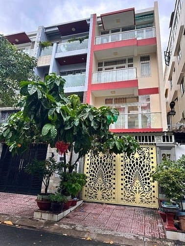 Mặt tiền VIP Bình Phú, Quận 6 - 114m2 - 5 tầng thang máy - Ngang 5m