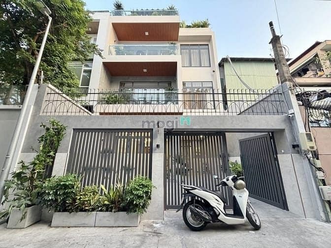 Biệt thự Nguyễn Chí Thanh Q5 160m2 4 Tầng Thang Máy Gara Oto Tuyệt Đẹp