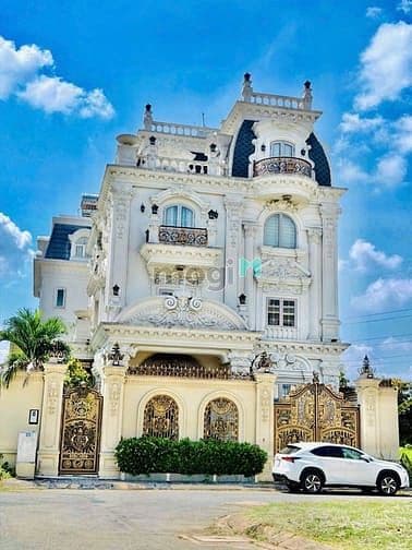 Biệt Thự Ven Sông Bình Chánh, 338m2, 15m Ngang, 5 Tầng, Thang Máy, 45T