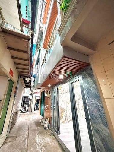 Đẹp ,rẻ nhất quận 11 nhà 3 tầng ,sổ hồng riêng