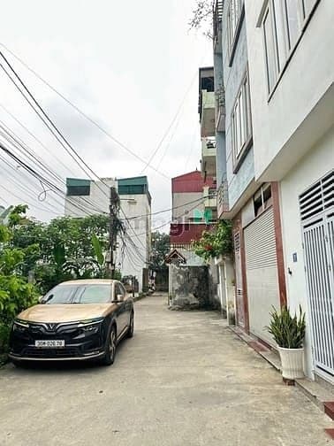 Phố Bắc Cầu – Long Biêt – Ô TÔ – 93 M2 – 4 T – MT 5 M – Giá 11.4 Tỷ.