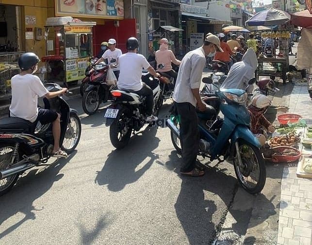 MTKD chợ Khiếu Năng Tĩnh 4x16m Xây Full 4 tầng CÓ LỀ 5m - SÁT ĐS 4