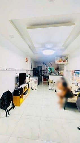 HXH Cách 3 Căn - 391 Trần Hưng Đạo Quận 1 33m2 2 Tầng - 4 Tỷ x