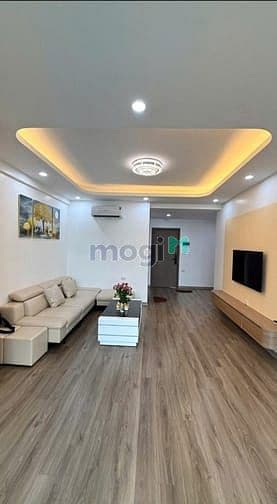 Cần bán CH T10-Nam Trung Yên-69m-2 ngủ- full nội thất-ở luôn-giá đẹp
