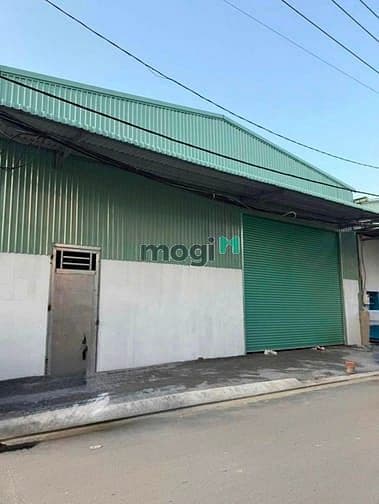 Kho xưởng cho thuê 184m2, 250m2, 550m2 gần cao đẳng Điện lực Quận 12