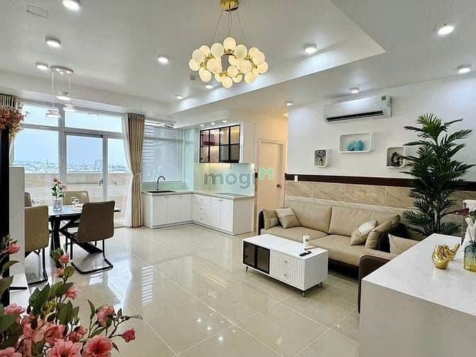 Bán căn hộ Hoàng Kim Thế Gia quận Bình Tân giáp Tân Phú. Cách Đầm