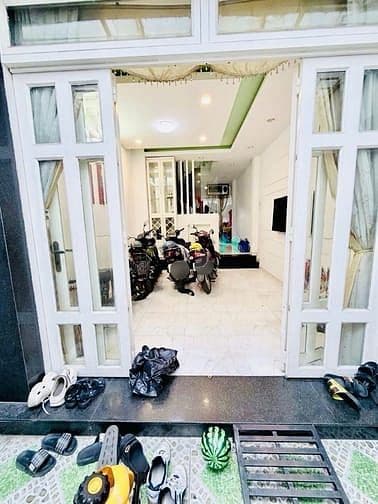 Bán Nhà Hẻm 653 Phạm Thế Hiển Quận 8 - 50M2 3 Tầng 4 PN - 6 Tỷ 78