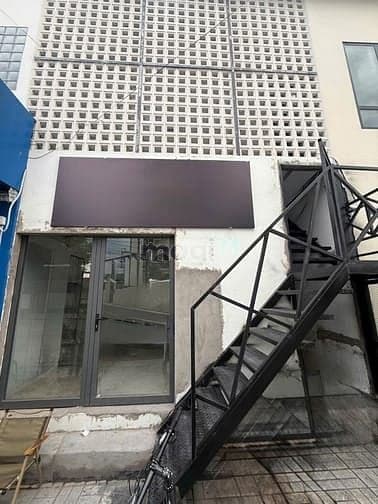 Cho thuê Kiot kinh doanh nhánh Quốc Hương, Thảo Điền. Giá thuê 12tr/th