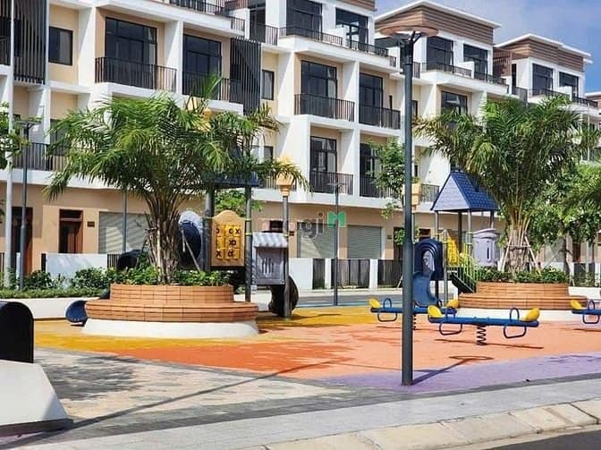BÁN nhanh căn Shophouse giá cực tốt chỉ có ÍT căn vị trí đẹp dự án T&T