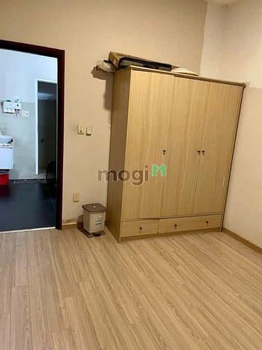 Chung cư Đường Sắt, 53m2, 1p ngủ, có nội thất giá 8,5tr.