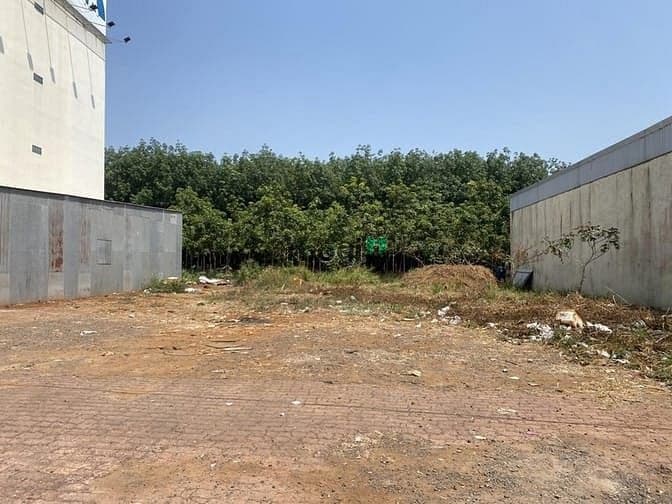 Bán 2 lô liền kề 16x22 mặt tiền KD giá chỉ 2 tỷ 470 cách Vincom 10p